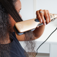 STEAMHAIR 4.0® lisseur vapeur professionnel haute densité, brillance parfaite et lissage rapide, design ergonomique et réservoir intégré, idéal tous types de cheveux